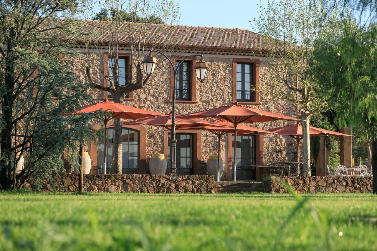 Château Saint Roux Le Luc-Le Cannet des Maures Le Cannet-des-Maures Exterior foto